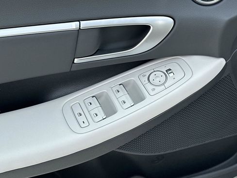 New 2025 Hyundai Sonata SEL FWD image 15