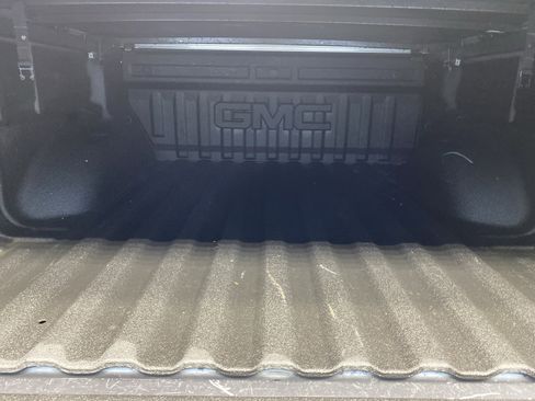 Used 2018 GMC Canyon SLT w/ Driver Alert Package image 36