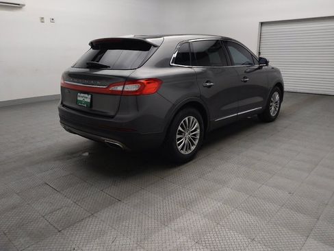 Used 2017 Lincoln MKX Select w/ Select Plus Package FWD image 9
