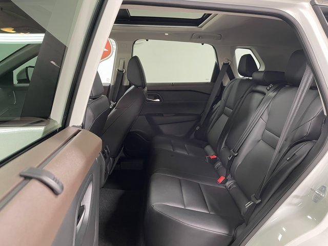 Used 2023 Nissan Rogue SV w/ SV Premium B Package AWD/4WD image 21