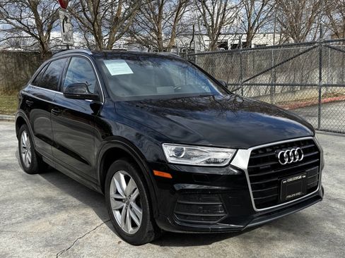 Used 2016 Audi Q3 2.0T Premium Plus w/ Technology Package image 2
