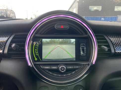 Used 2018 MINI Cooper S image 27