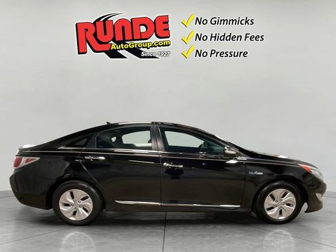 Used 2014 Hyundai Sonata Hybrid image 6