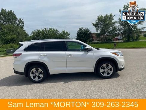 Used 2015 Toyota Highlander Limited AWD/4WD image 2