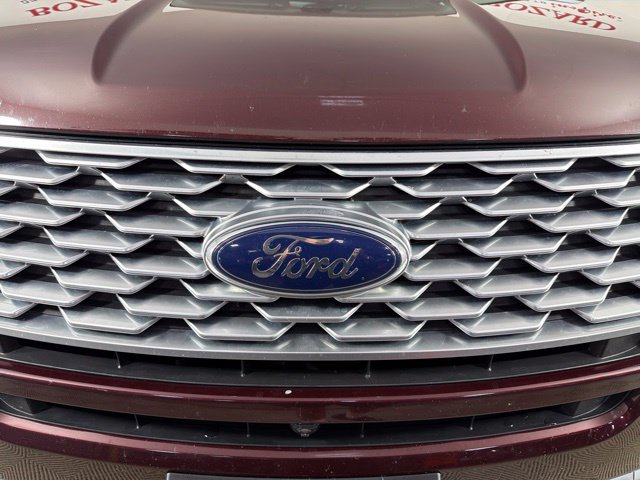 Used 2018 Ford Explorer Platinum AWD/4WD image 4
