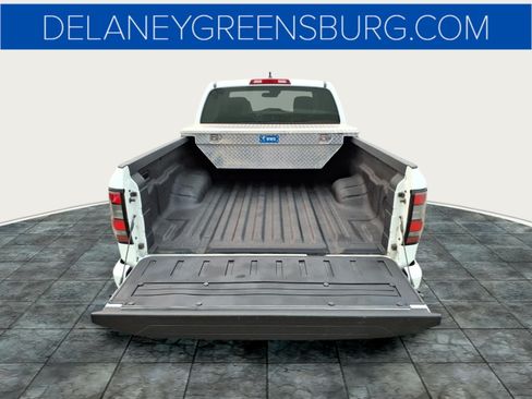 Used 2023 Nissan Frontier 4x4 King Cab image 9