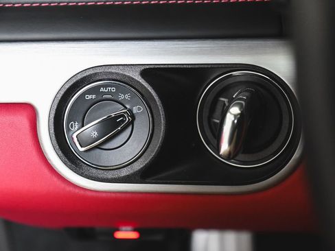 Used 2025 Porsche 718 Boxster GTS image 29