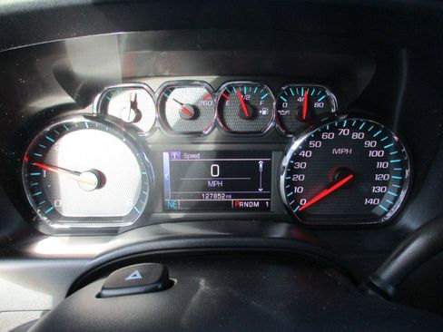 Used 2016 Chevrolet Silverado 2500 LTZ w/ LTZ Plus Package image 10