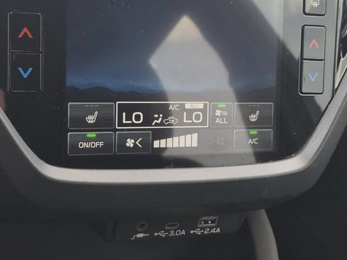 Used 2025 Subaru Forester Sport w/ Popular Package #1 AWD/4WD image 39