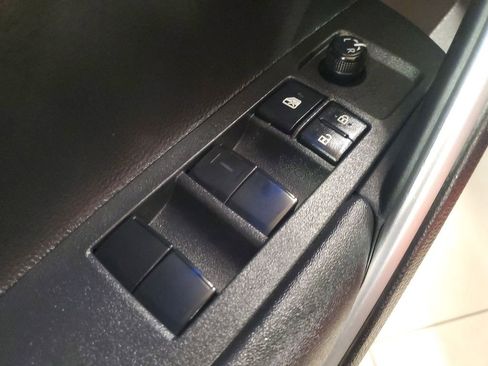 Used 2023 Toyota Corolla Cross XLE w/ Convenience Package image 20