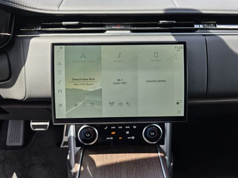 Certified 2023 Land Rover Range Rover SE AWD/4WD image 20