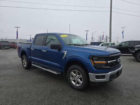 Used 2025 Ford F150 XLT w/ Equipment Group 301A Standard image 3