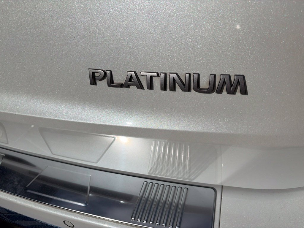 Used 2024 Nissan Rogue Platinum FWD image 15