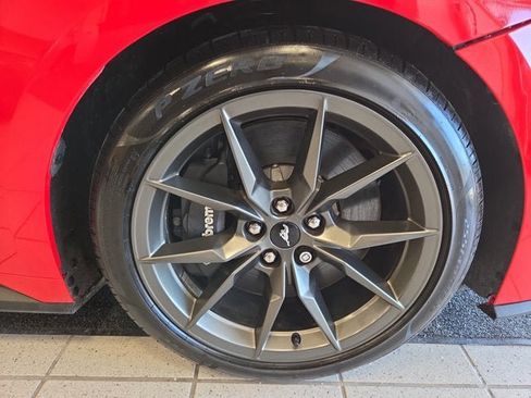 Used 2025 Ford Mustang Dark Horse image 8