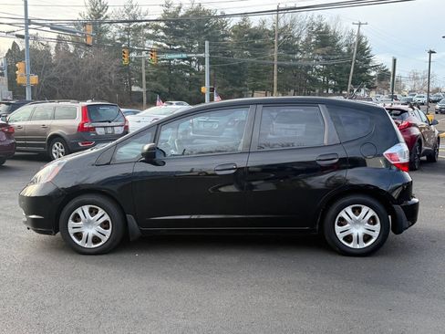 Used 2011 Honda Fit image 6