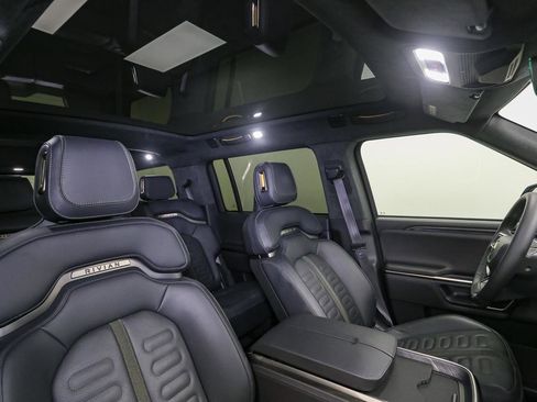 Used 2023 Rivian R1S Launch Edition AWD/4WD image 19