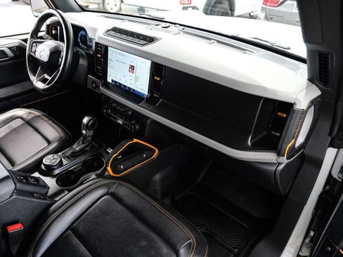 Used 2023 Ford Bronco Badlands AWD/4WD image 11