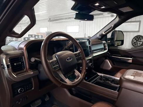 Used 2025 Ford F250 King Ranch w/ Tremor Off-Road Package AWD/4WD image 8