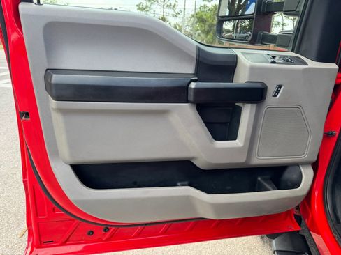 Used 2020 Ford F550 2WD Regular Cab Super Duty image 15