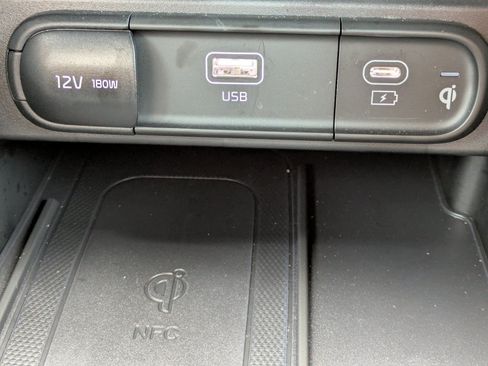 Certified 2025 Kia Telluride SX Prestige X-Line AWD/4WD image 30