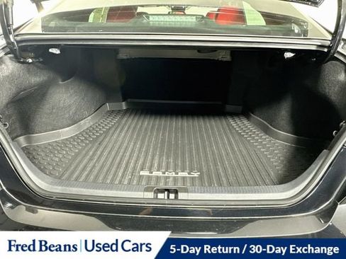Used 2025 Toyota Camry SE AWD/4WD image 31