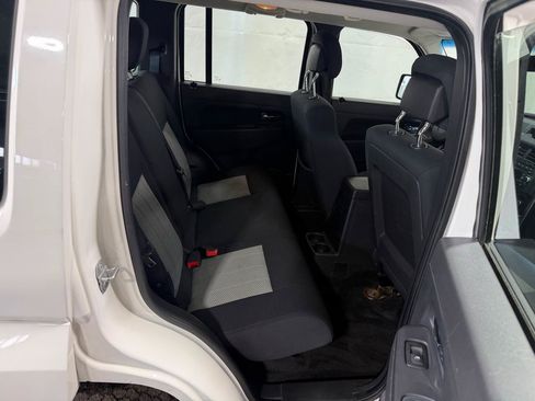 Used 2010 Jeep Liberty Sport w/ Skid Plate Group AWD/4WD image 14