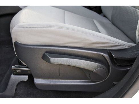 Used 2018 Hyundai Santa Fe Sport FWD image 27