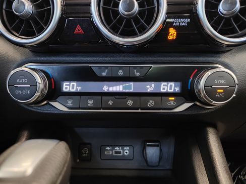Used 2025 Nissan Sentra SV w/ All-Weather Package FWD image 19