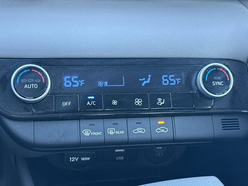 Certified 2025 Hyundai Elantra Blue image 22