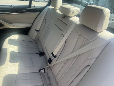 Used 2023 BMW 540i xDrive w/ Executive Package AWD/4WD image 10