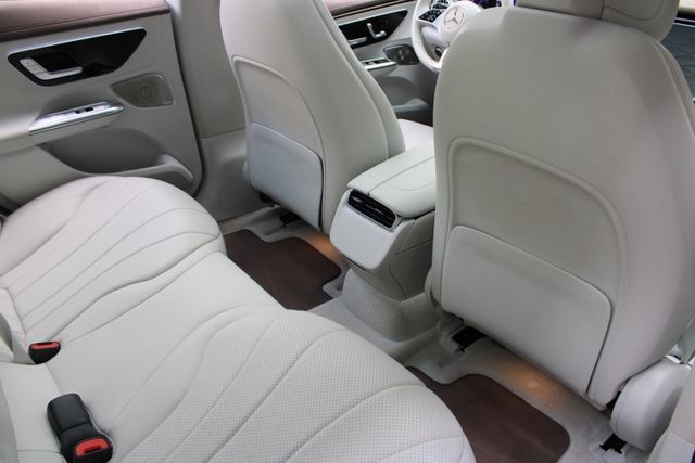 Used 2023 Mercedes-Benz EQE 350+ Sedan image 16