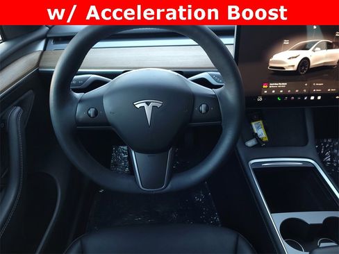 Used 2023 Tesla Model Y Long Range image 12