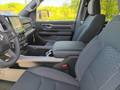 New 2026 RAM 1500 Big Horn AWD/4WD image 12