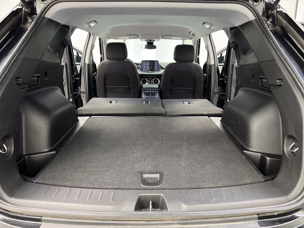 Used 2025 Chevrolet Blazer LT FWD image 35