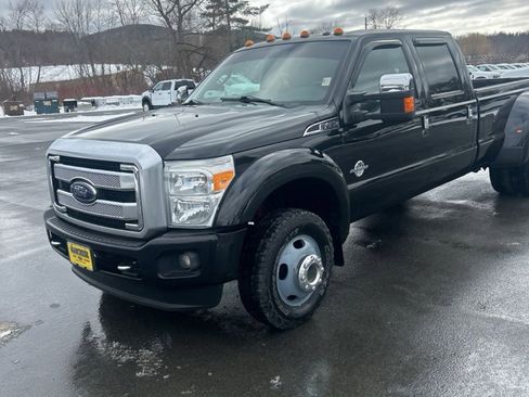 Used 2014 Ford F450 Platinum w/ FX4 Off Road Package image 4