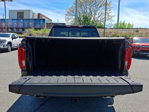 Certified 2024 GMC Sierra 1500 SLT w/ SLT Premium Plus Package AWD/4WD image 28