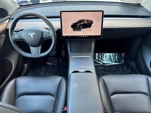 Used 2024 Tesla Model Y Long Range AWD/4WD image 15