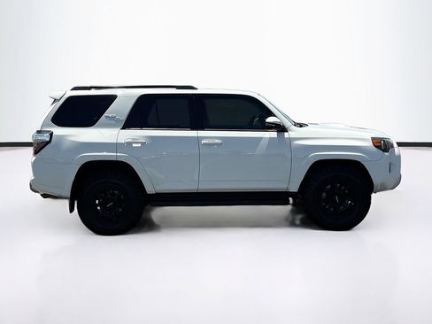 Certified 2023 Toyota 4Runner TRD Off-Road Premium AWD/4WD image 4