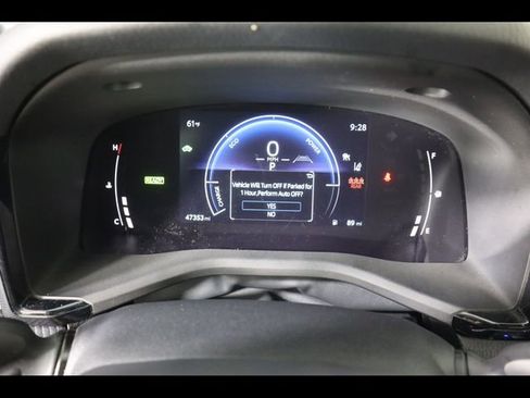 Used 2025 Toyota Camry SE image 26