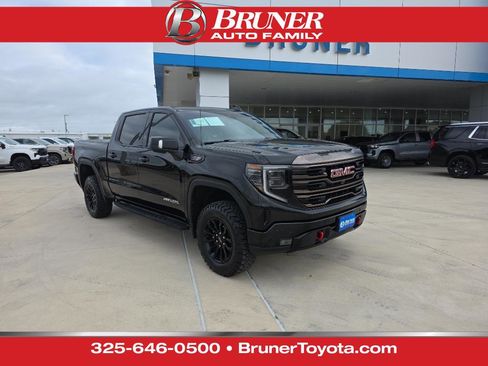 Used 2022 GMC Sierra 1500 AT4X AWD/4WD image 1