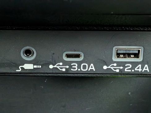 Used 2025 Subaru Forester Limited image 25