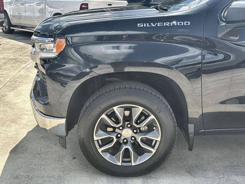 Used 2023 Chevrolet Silverado 1500 LT RWD image 32