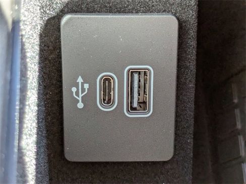 New 2025 Lincoln Navigator Black Label image 23