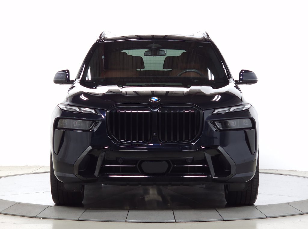 Used 2027 BMW X7 xDrive40i w/ Executive Package AWD/4WD image 2