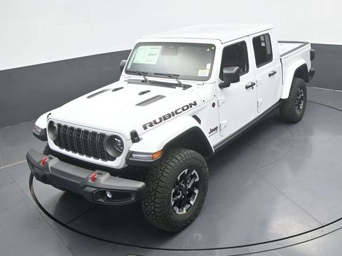 New 2026 Jeep Gladiator Rubicon w/ Steel Power Dome Hood Package AWD/4WD image 42