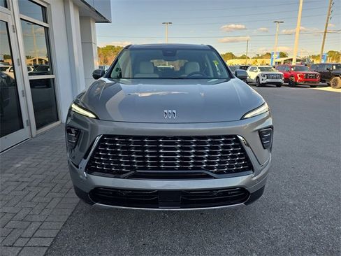 New 2026 Buick Enclave Avenir w/ Super Cruise Package image 2