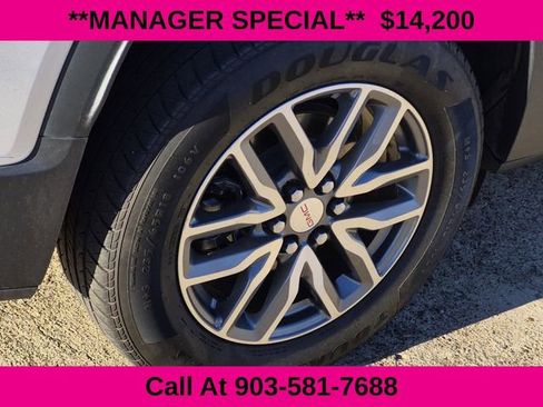 Used 2019 GMC Acadia SLE image 8