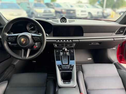 Used 2024 Porsche 911 Carrera RWD image 11