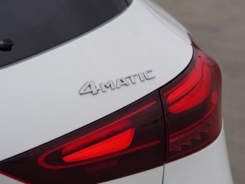 Used 2025 Mercedes-Benz GLA 250 4MATIC image 10