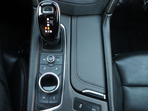 Used 2023 Cadillac XT6 Premium Luxury image 39